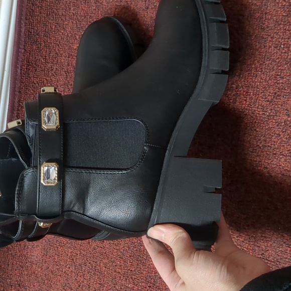 Madden NYC Women's Jewel Boots - Picture 8 of 12